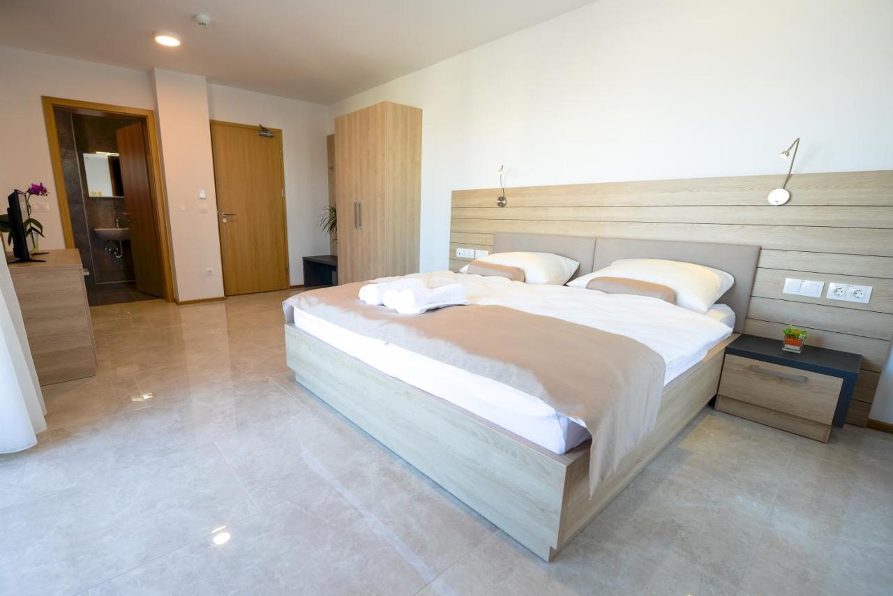 Hotel Baron Smlednik Екстер'єр фото